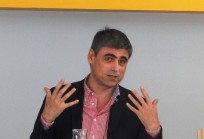 “Desayunando con” Pablo Simonetti Pablo Simonetti