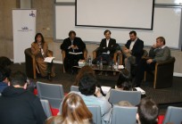 Expertos debatieron sobre “Chile: los cambios que vienen” IMG_6841