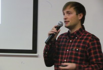 YouTube realizó charla sobre herramientas digitales Jonathan Schmucler