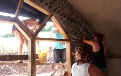 Alumnos de Arquitectura en Isla de Pascua