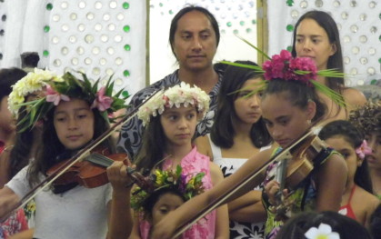 Decano de Arquitectura en inauguración de escuela en Rapa Nui