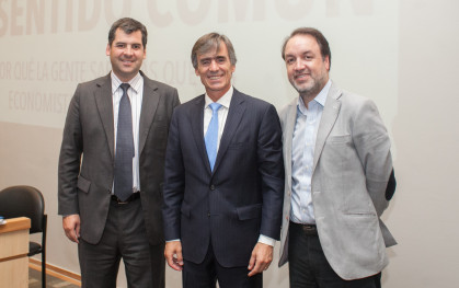 Pelayo Covarrubias, José Ramón Valente y Gonzalo Müller