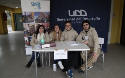 Sonrie UDD en María Pinto