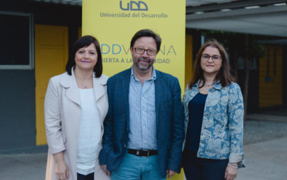 Cine 'Bajo las Estrellas': La Red