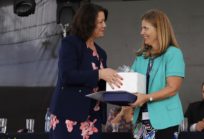 Docente del Centro de Bioética recibió el Premio de Ética 2018 del Colegio Médico de Chile