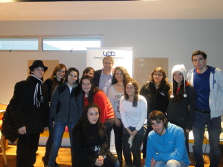 Fulvio Rossi junto a los asistentes