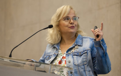 Eileen Hudson, directora de la Unidad de Investigación de la Facultad de Comunicaciones UDD