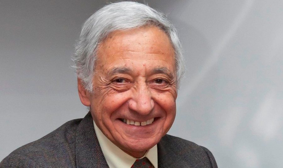 Dr. Juan Pablo Beca